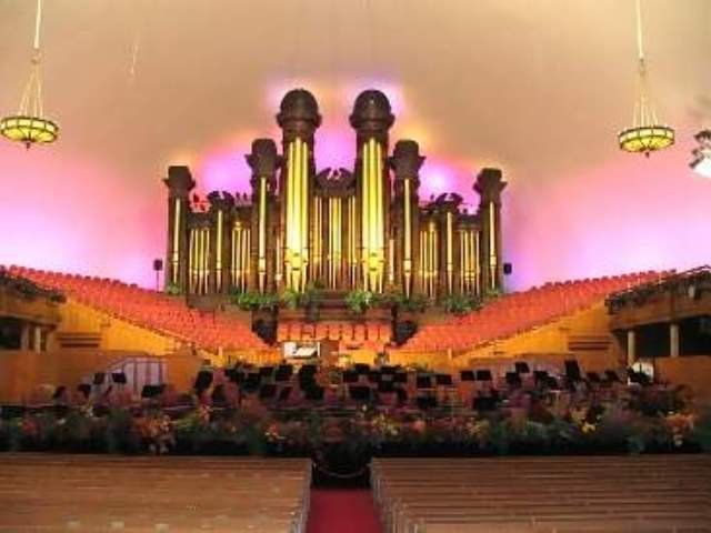 September

Organ at the Mormon Tabernacle
Salt Lake City, Oregon